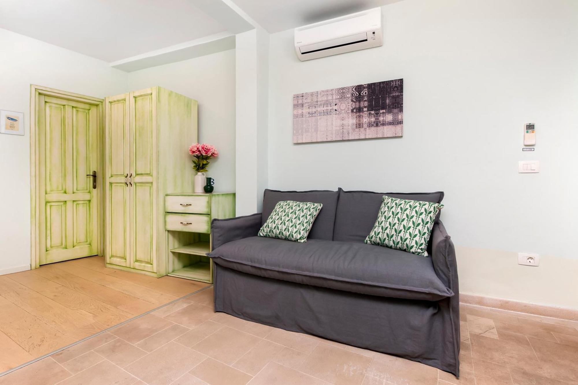 Casa Matteotti Apartment Ровин Екстериор снимка
