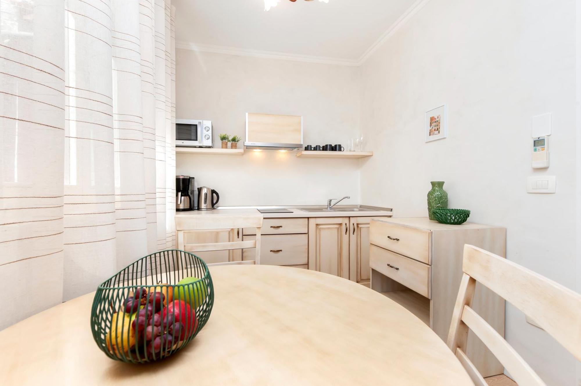 Casa Matteotti Apartment Ровин Екстериор снимка