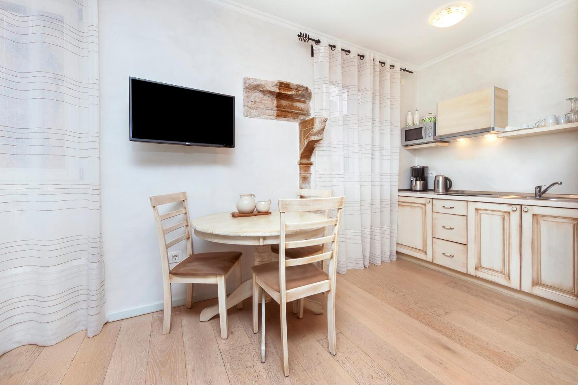 Casa Matteotti Apartment Ровин Стая снимка